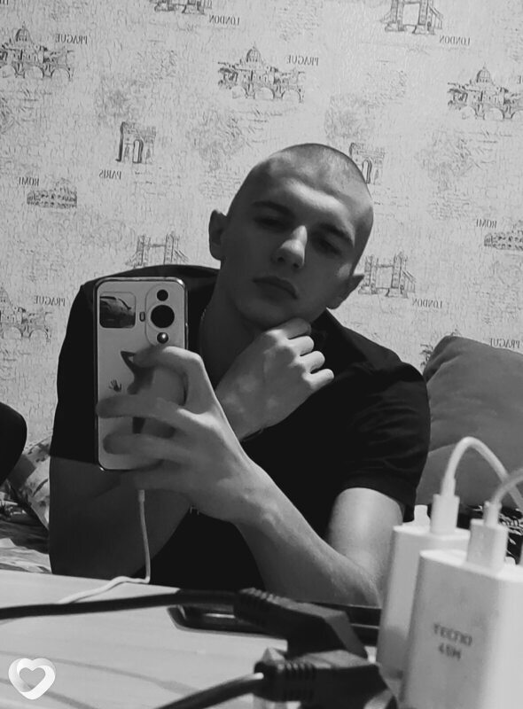 Иван, 22, Красноярске — анкета №1083358