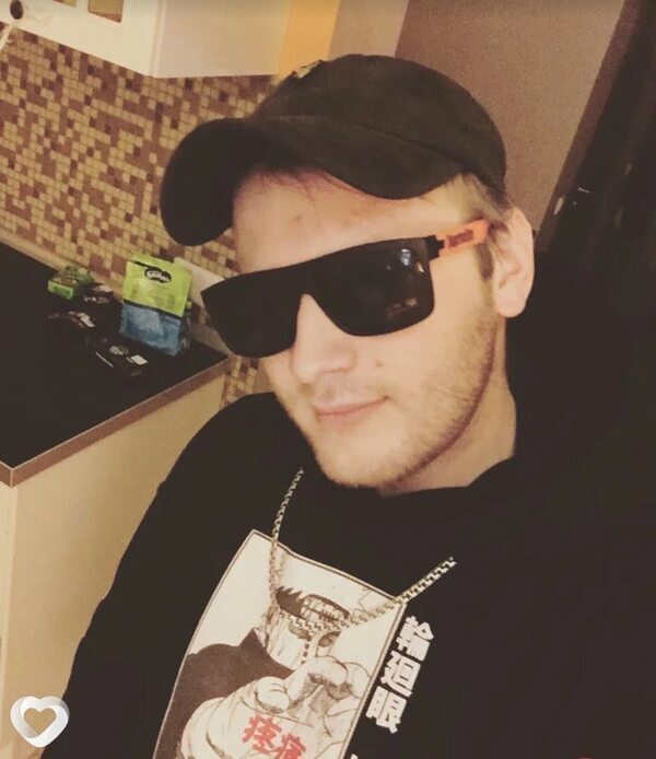 Эдик, 31, Новосибирске — анкета №1083621