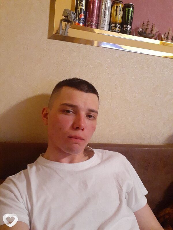 Иван, 20, Барнауле — анкета №1083663