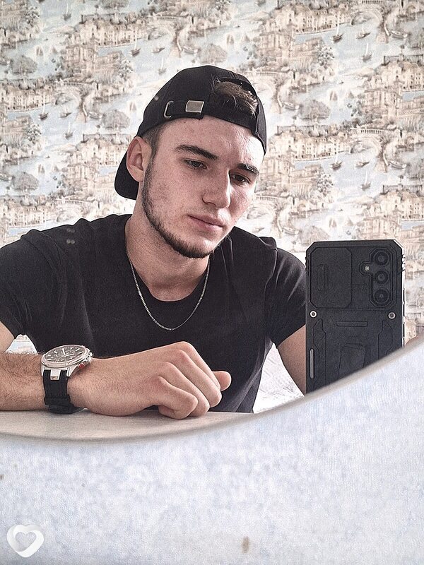Макс, 21, Алматы — анкета №1084319
