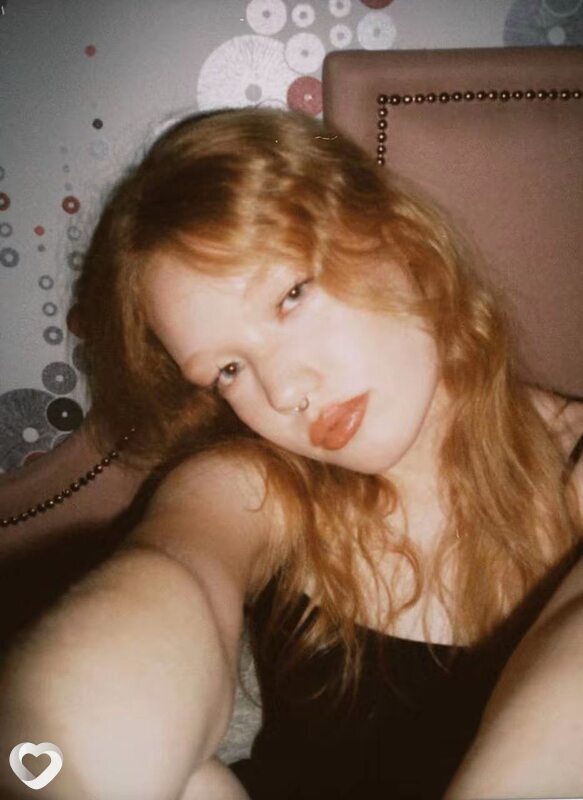 Адель, 21, Москве — анкета №1084704