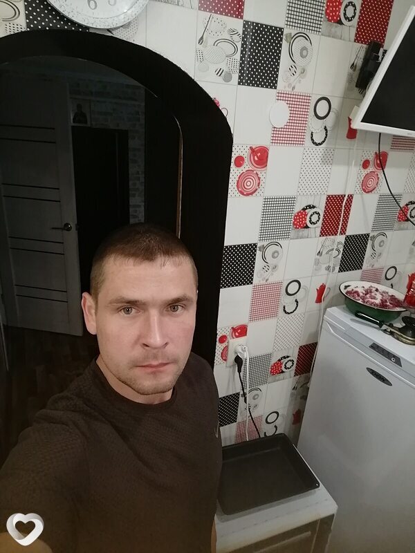 Артём, 38, Энгельсе — анкета №1084575