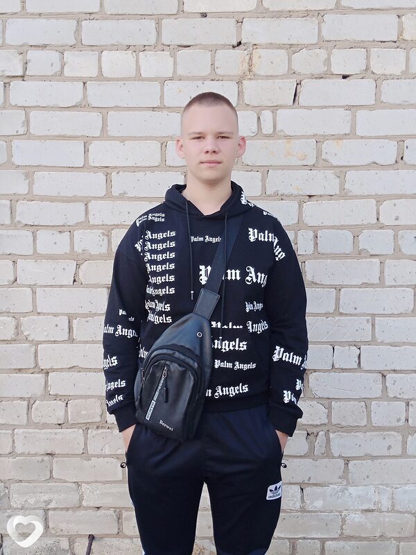 Данила, 21, Ульяновске — анкета №1084621