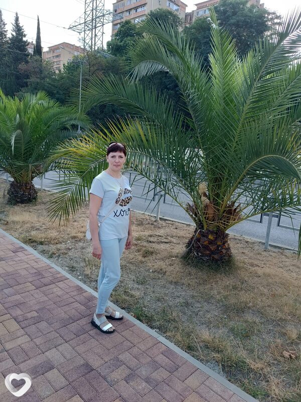 Юлия, 49, Торезе — анкета №1086290