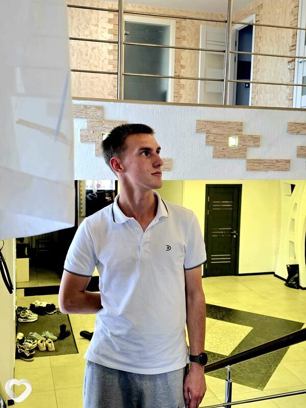 Кирилл, 25, Дзержинске — анкета №1086429