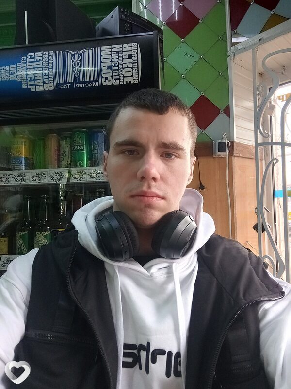 Александр, 24, Енакиеве — анкета №1087214