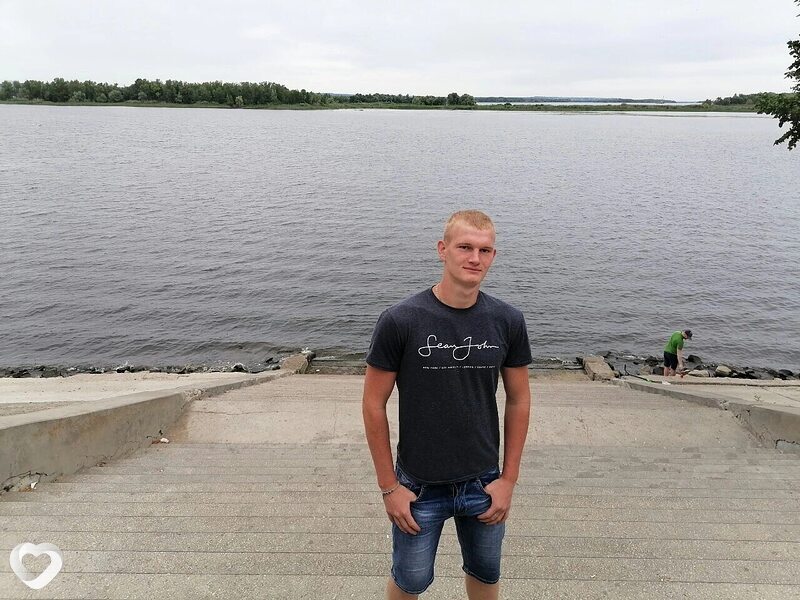 Василий, 24, Саратове — анкета №1087362