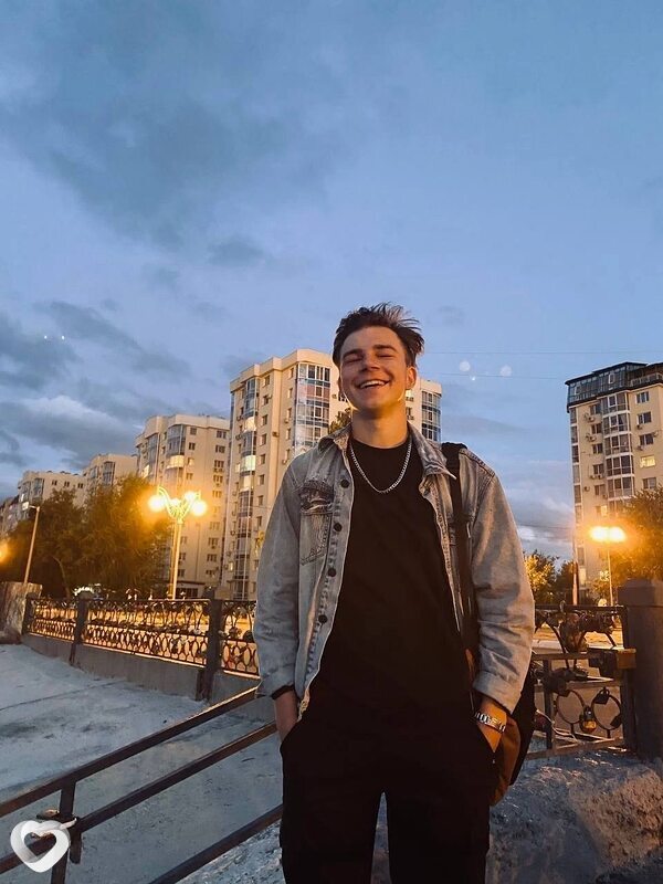 Андрей, 23, Саратове — анкета №1088336