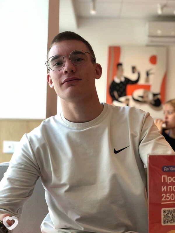 Кирилл, 22, Екатеринбурге — анкета №1089082