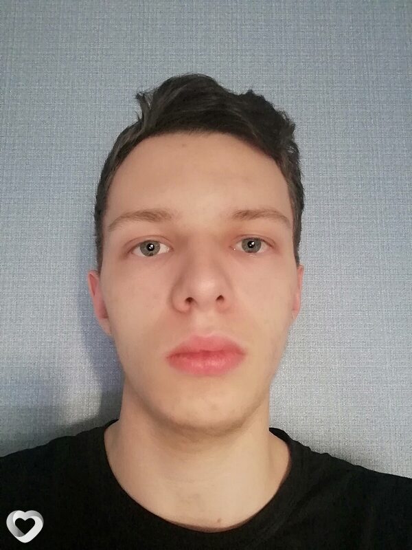 Антон, 21, Мытищах — анкета №1089327