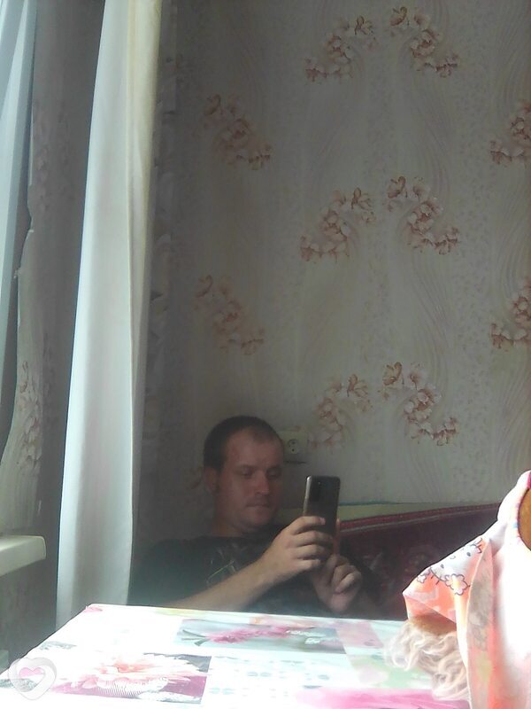 Русаков Андрей, 36, Змеиногорске — анкета №1090278