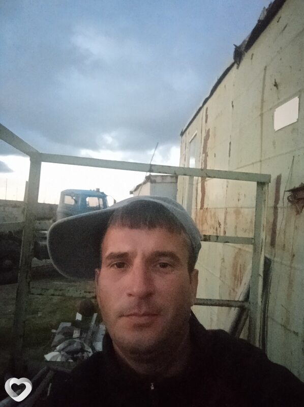 Виктор, 37, Новочеркасске — анкета №1090679