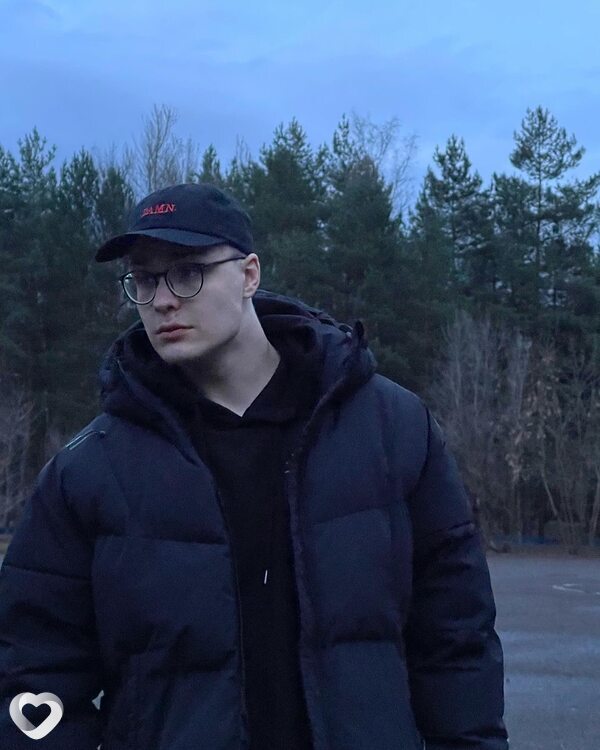 Петр, 21, Москве — анкета №1090826