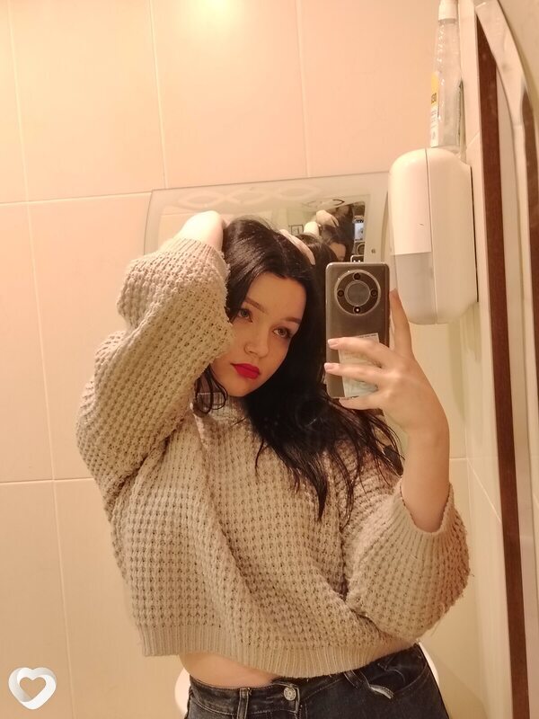 Карина, 20, Гомеле — анкета №1090928