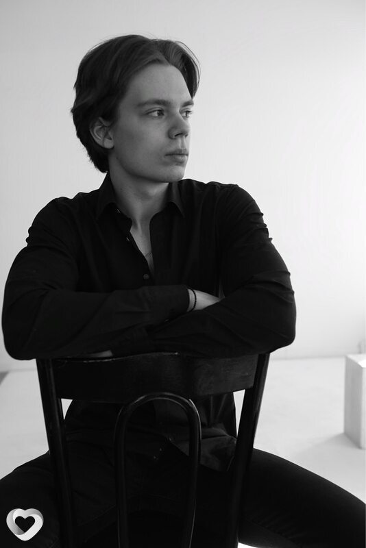Михаил, 26, Самаре — анкета №1092376