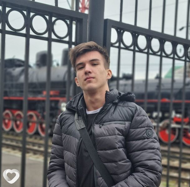 Иван, 20, Ростове-на-Дону — анкета №1092749