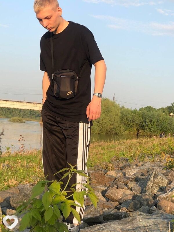 Артём, 20, Новокузнецке — анкета №1093025