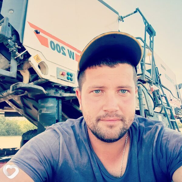 Олег, 33, Лутугине — анкета №1093770