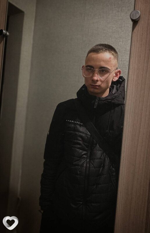 Денис, 22, Новосибирске — анкета №1094476