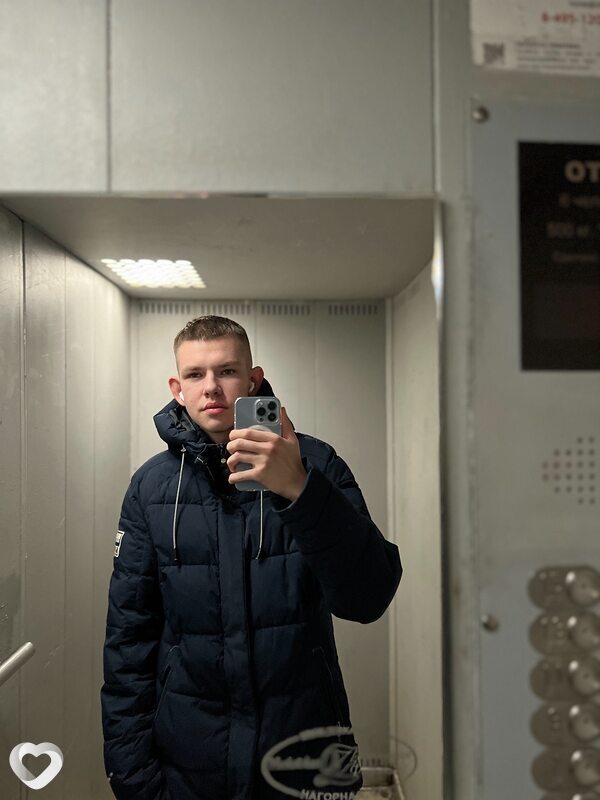 Валентин, 23, Москве — анкета №1094872