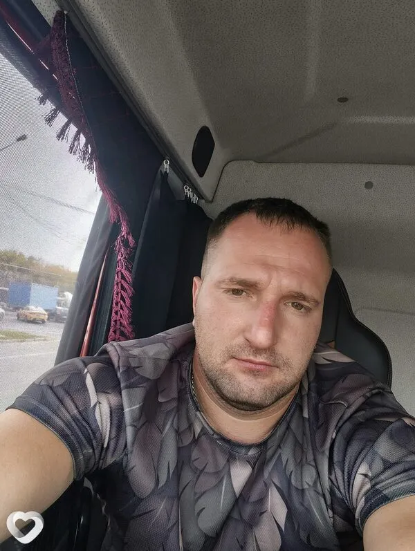 Миша, 33, Москве — анкета №1095833