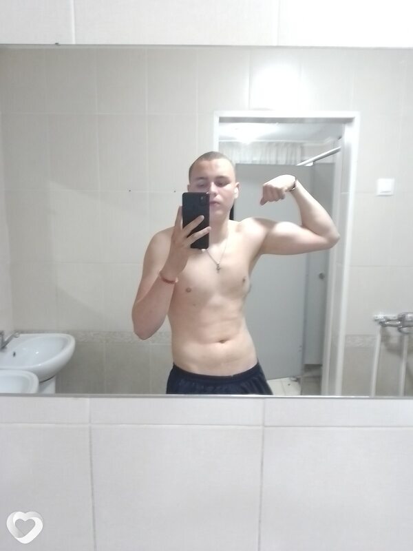 Дима, 21, Белове — анкета №1096123