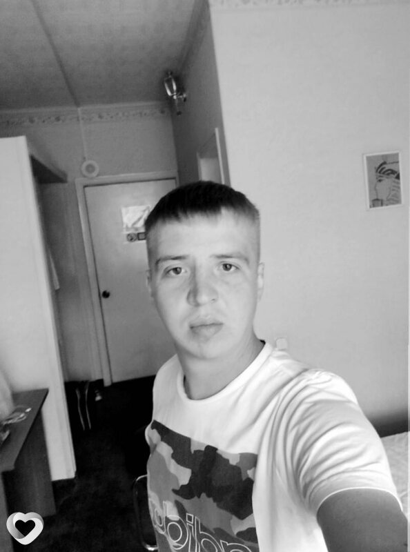 Павел, 35, Мысках — анкета №1096466