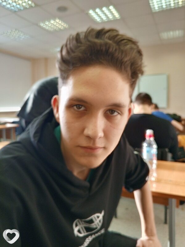 Артем, 21, Новосибирске — анкета №1096680
