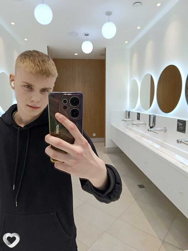 Лев, 20, Перми — анкета №1097304