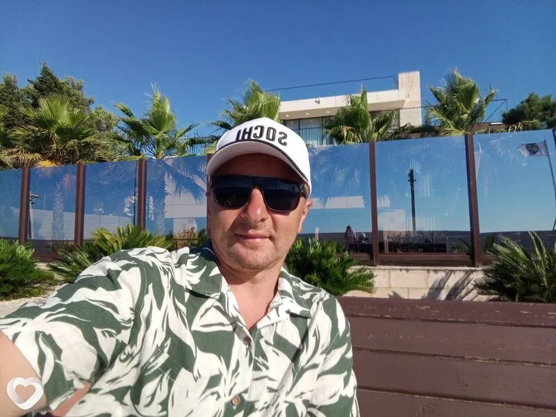 Александр, 41, Новоалтайске — анкета №1097705