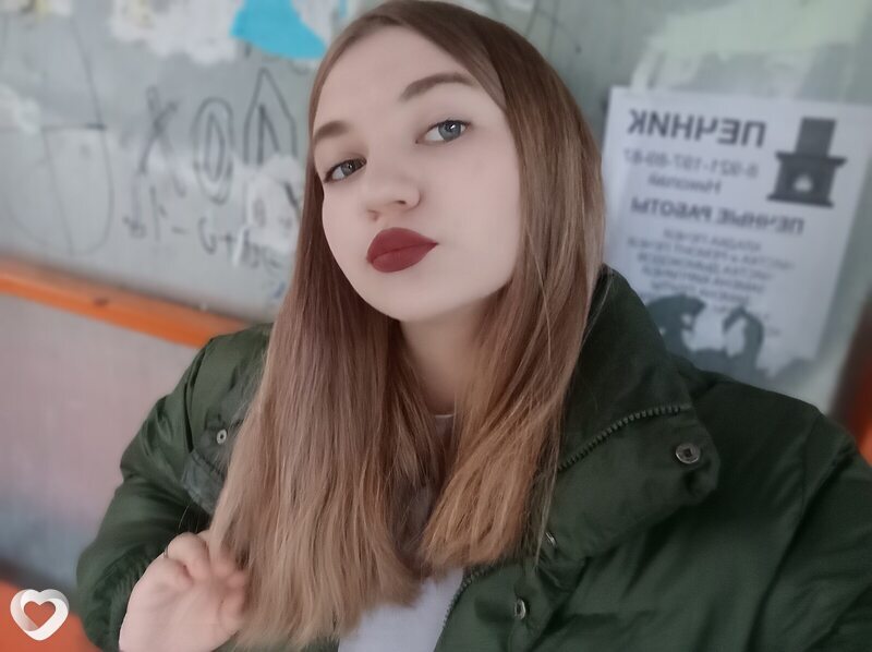 Юля, 26, Луге — анкета №1097856