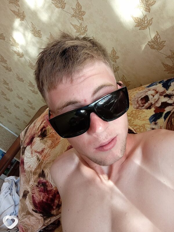 Данила, 23, Омске — анкета №1098055