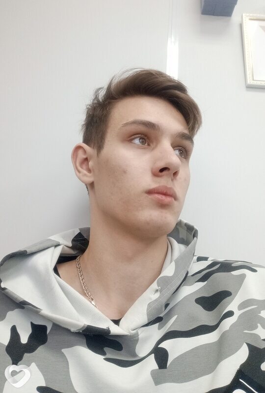 Леонид, 20, Москве — анкета №1098338