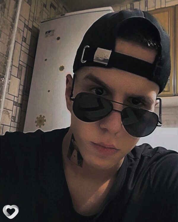 Юрий, 20, Дзержинском — анкета №1098267