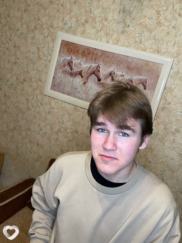 Миша, 21, Коврове — анкета №1098704