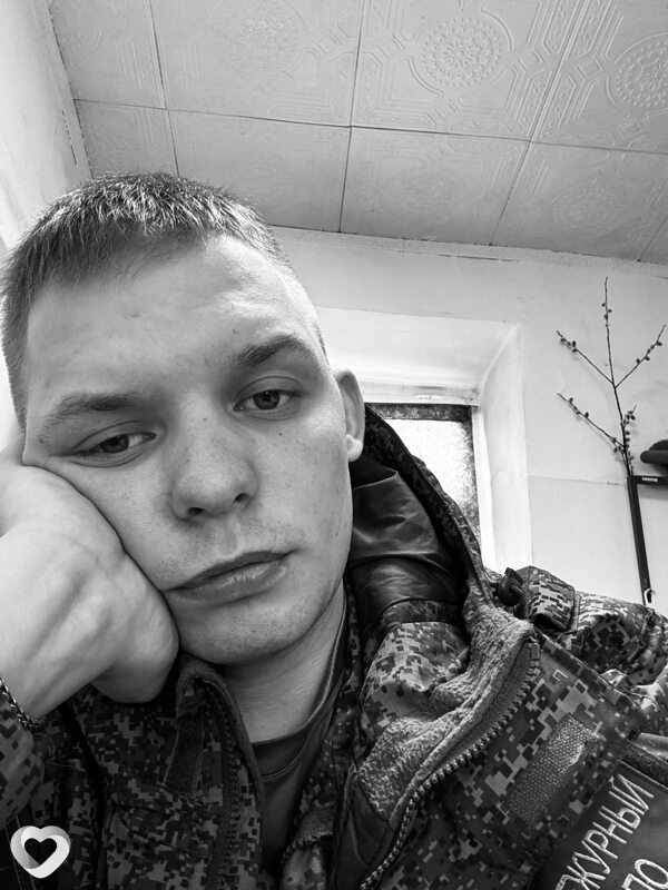 Олег, 22, Якутске — анкета №1099175