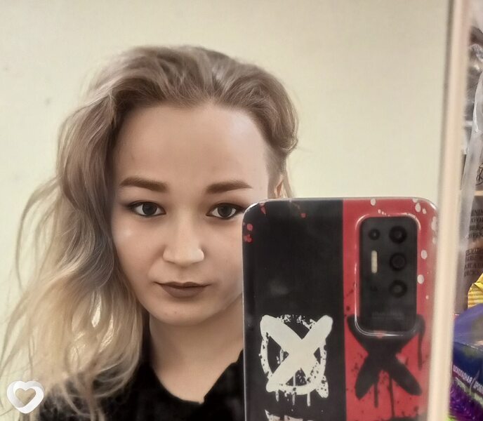 Ева, 22, Сочи — анкета №1099299