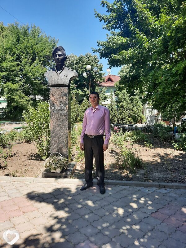 Gregor, 32, Кишинёв — анкета №1099356
