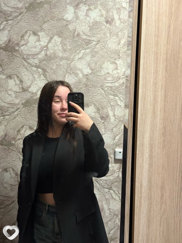 Василина, 20, Екатеринбурге — анкета №1102599