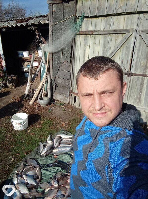 Евгений, 36, Каменске-Шахтинском — анкета №1102248