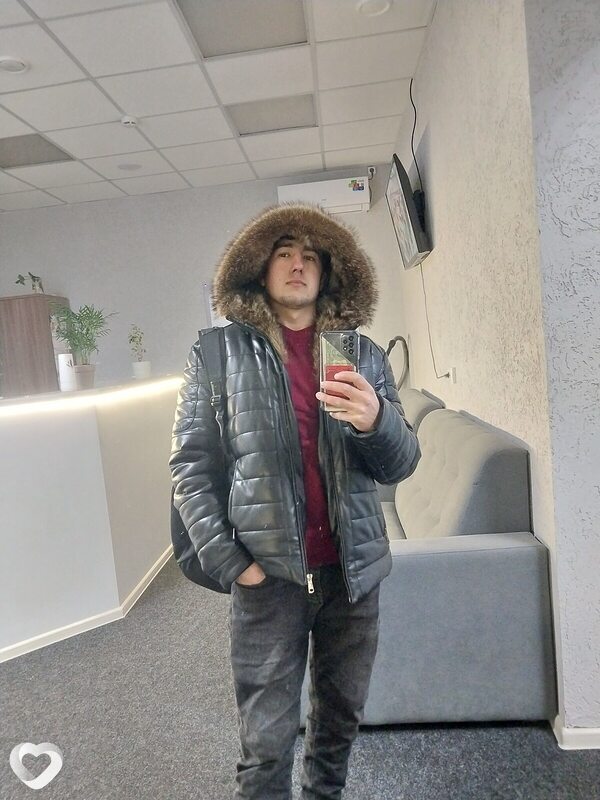 Nizomjon, 23, Набережных Челнах — анкета №1102384