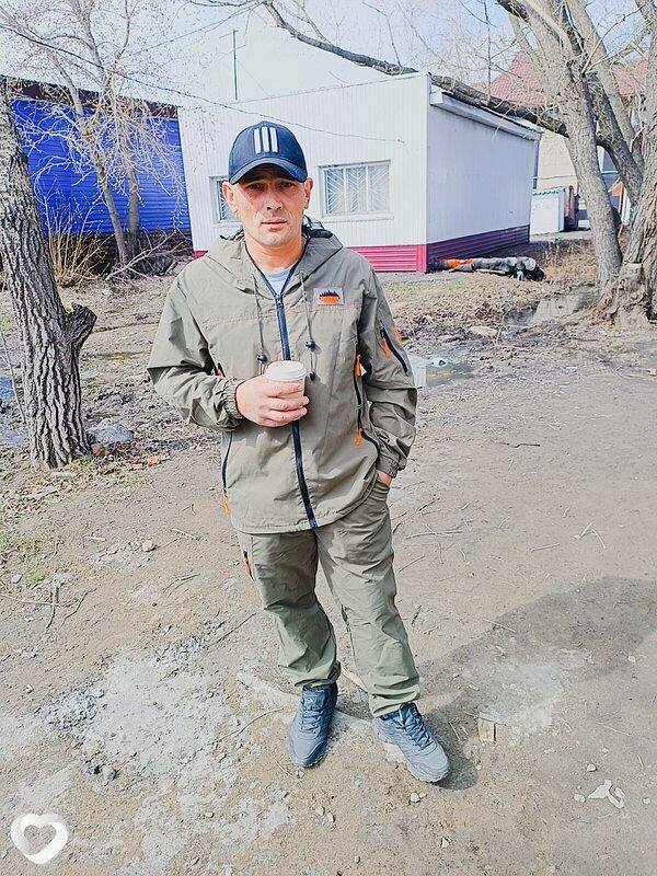 Юрий, 37, Омске — анкета №1102576