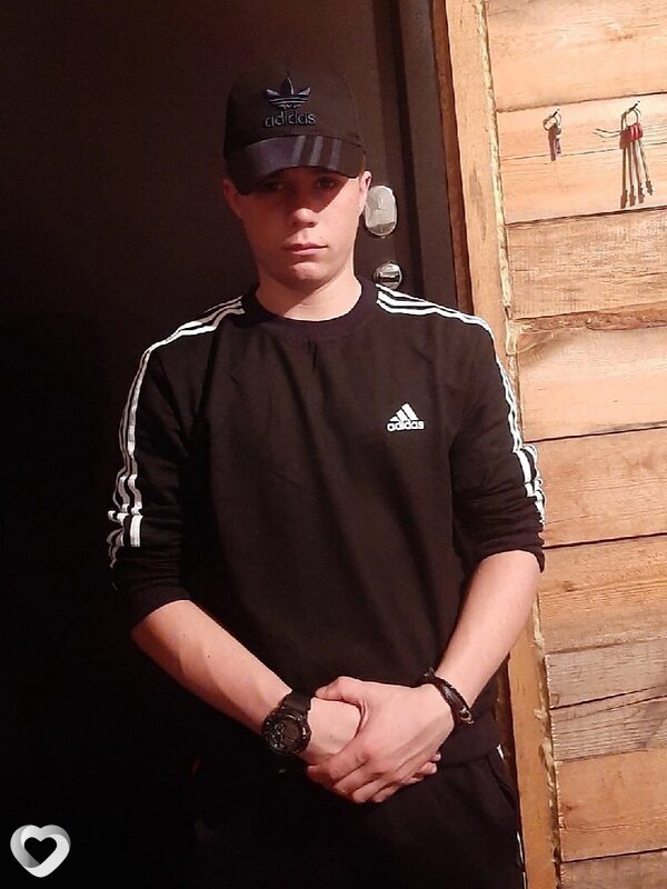 Эдуард, 22, Иркутске — анкета №1103248