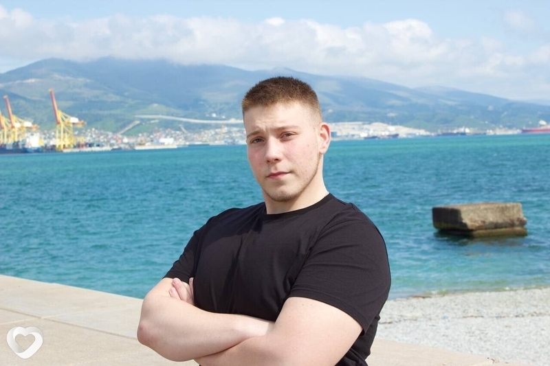 Максим, 22, Краснодаре — анкета №1104290