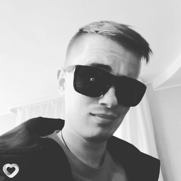 Илья, 23, Перми — анкета №1104298