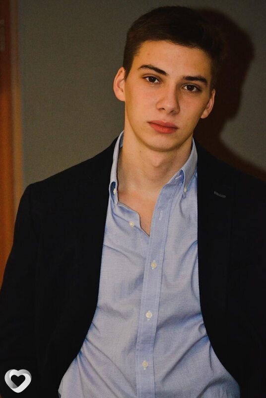 Дима, 23, Екатеринбурге — анкета №1104772