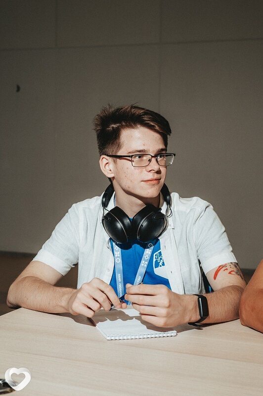 Радомир, 20, Севастополе — анкета №1105129