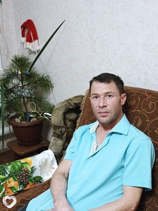 Александр, 39, Волжском — анкета №1105168