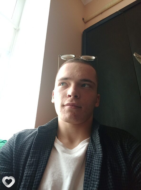 Юрий, 21, Москве — анкета №1106790