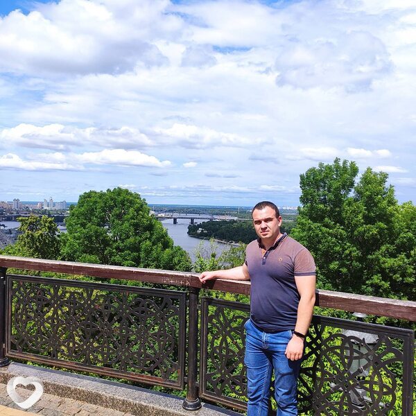 Артем, 37, Днепр — анкета №1108247